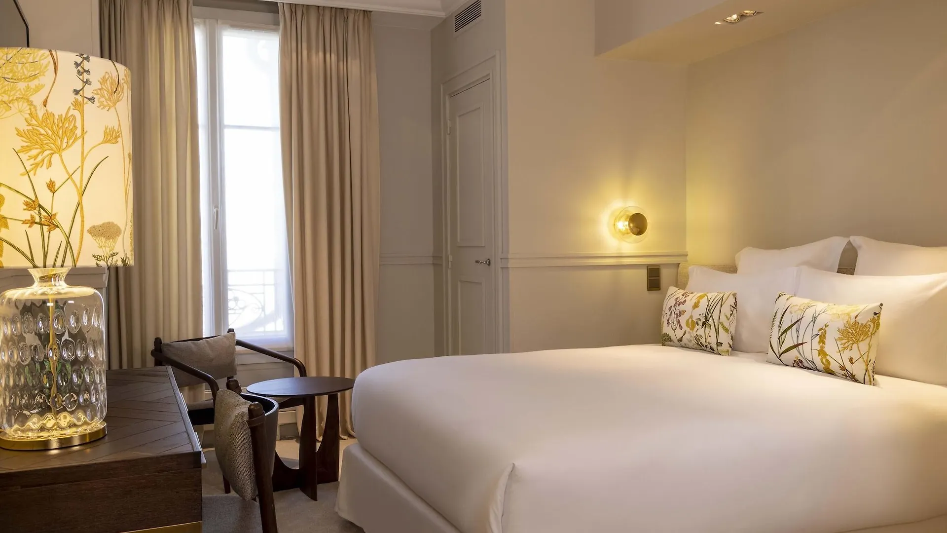 De Banville 4*