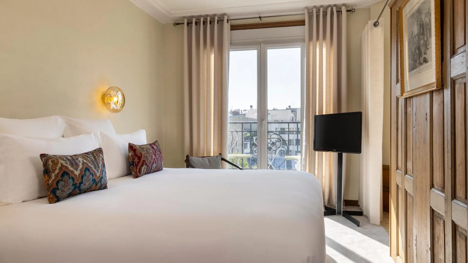 De Banville Hotel