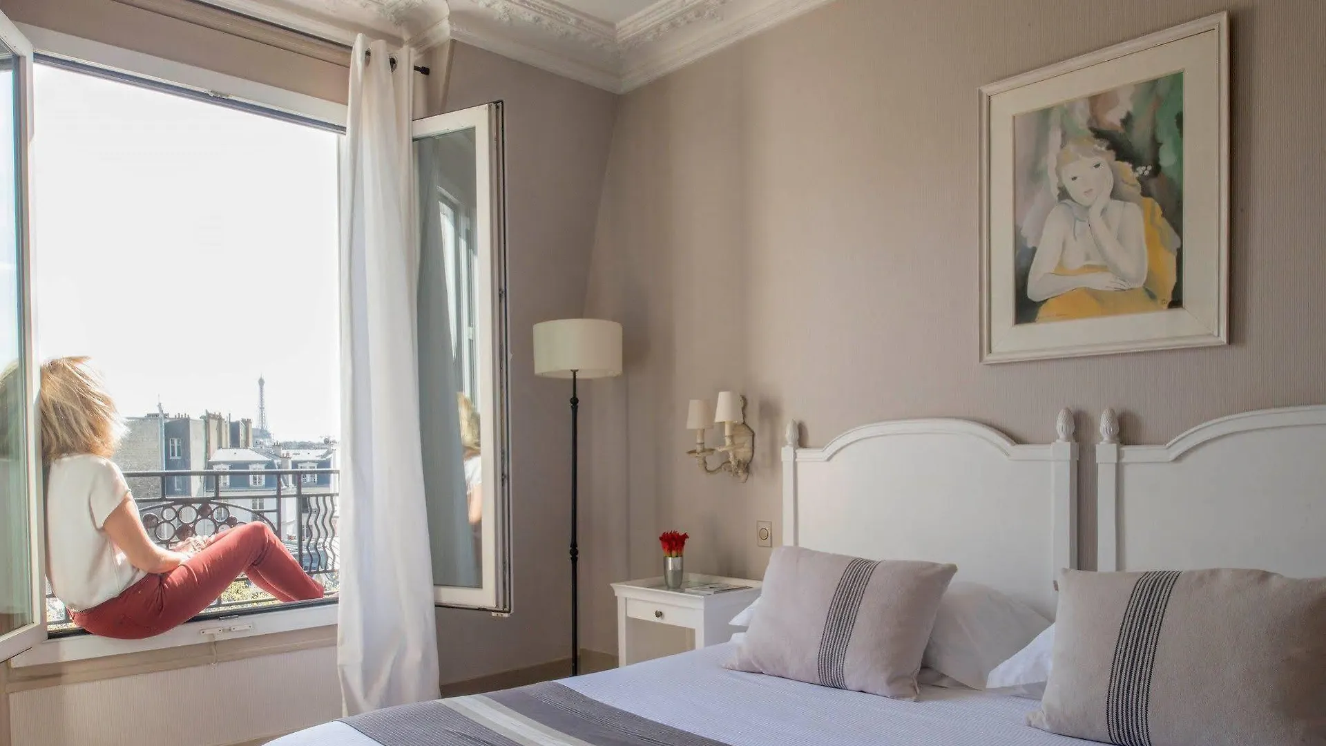 Hotel De Banville Paris