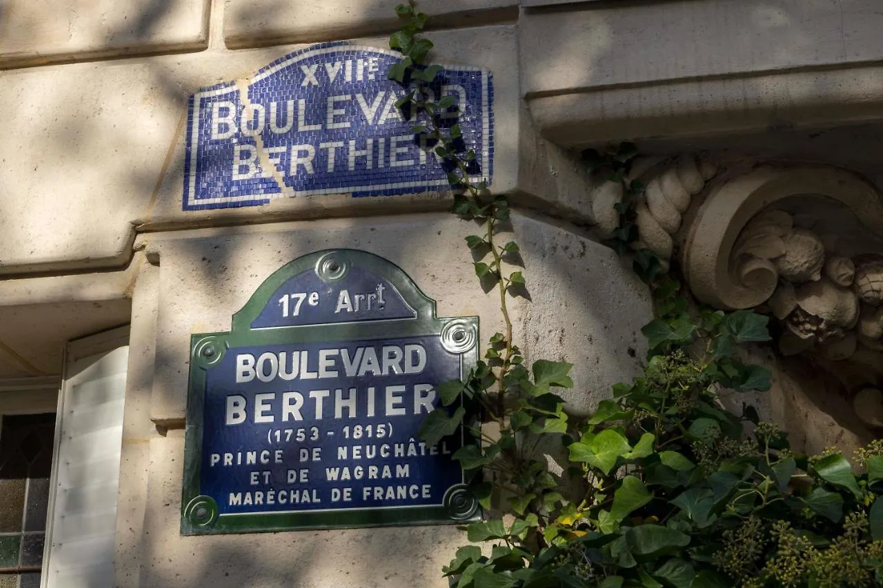 De Banville Hotel 4*