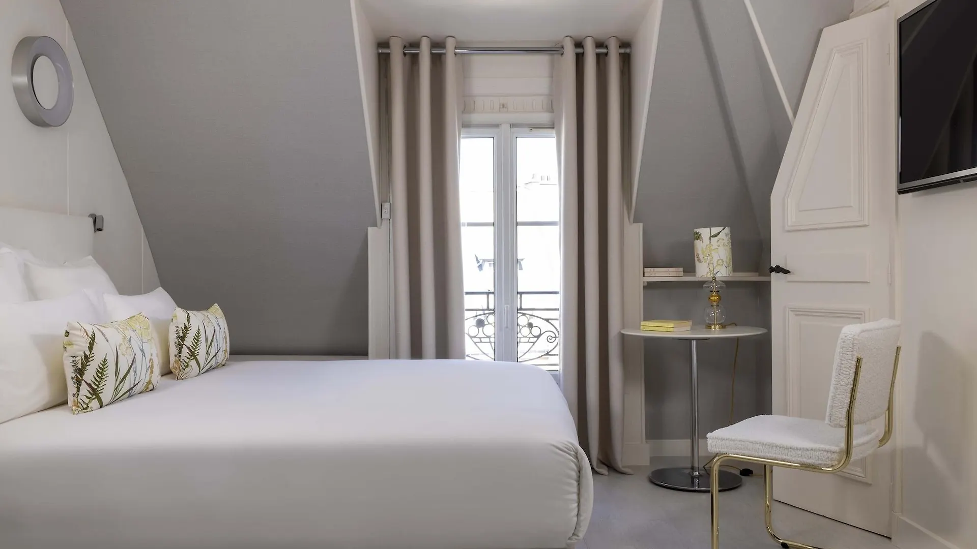 De Banville 4* Paris