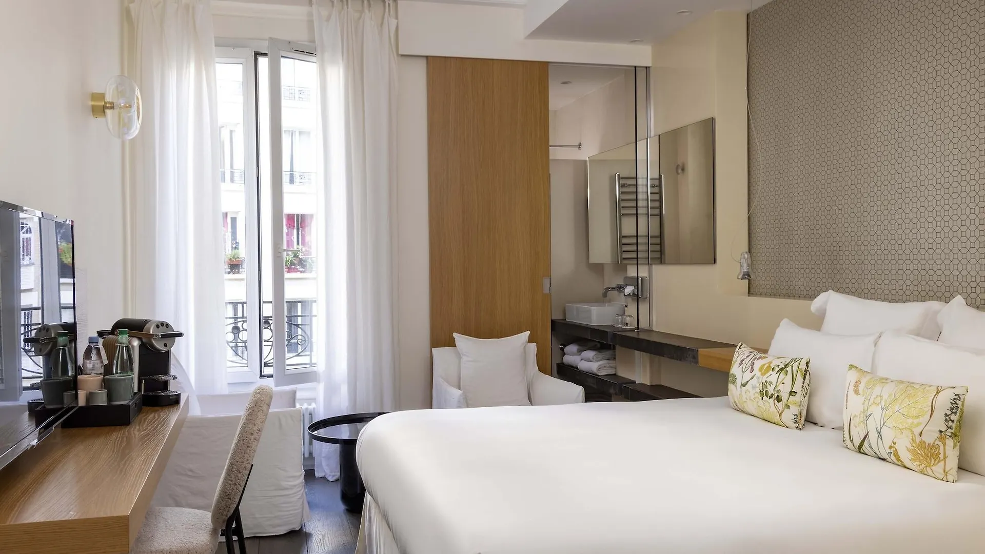 De Banville 4* Paris